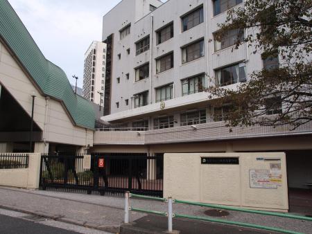 Roppongi High School