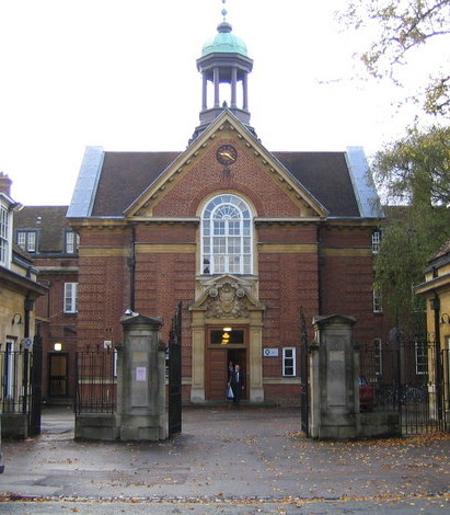 St Hugh's College, Oxford St Hugh's College, Oxford