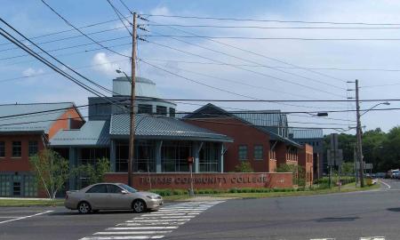 Tunxis Community College