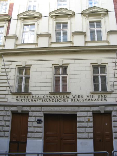 Realgymnasium und Wirtschaftskundliches Realgymnasium Feldgasse Realgymnasium und Wirtschaftskundliches Realgymnasium Feldgasse