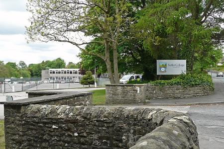 Settle College