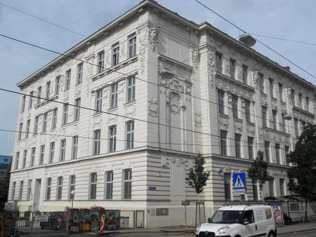 Volksschule Bernhardtstal Volksschule Bernhardtstal