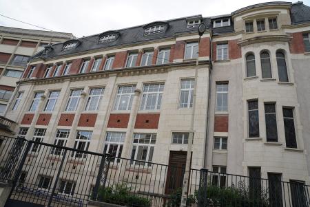 Lycée Notre-Dame Saint-Sigisbert Lycée Notre-Dame Saint-Sigisbert