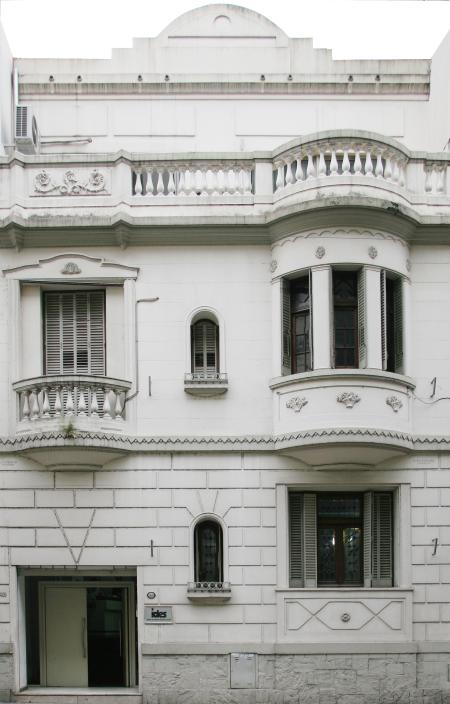 Instituto de Desarrollo Económico y Social Instituto de Desarrollo Económico y Social