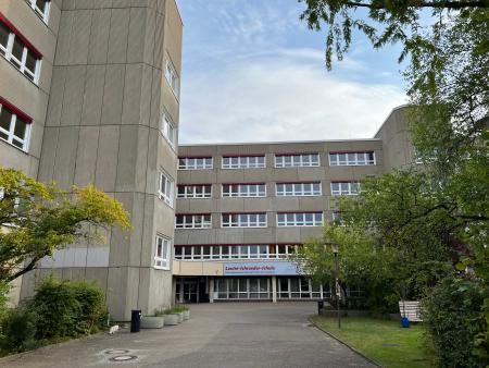 Louise-Schroeder-Schule (Berlin) Louise-Schroeder-Schule (Berlin)