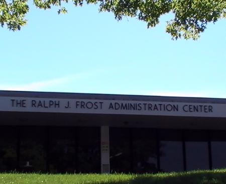 Maine Township High School District 207