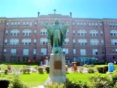 Mount Saint Charles Academy
