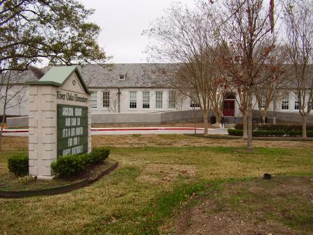 River Oaks Elementary School (Houston) River Oaks Elementary School (Houston)