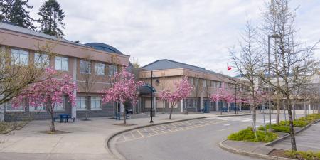 Riverside Secondary School (British Columbia)
