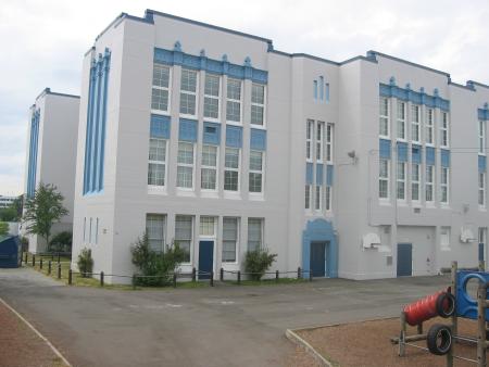 Sir Alexander Mackenzie Elementary School