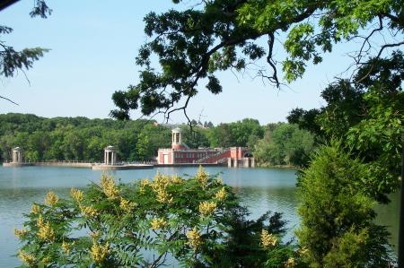 University of Saint Mary of the Lake