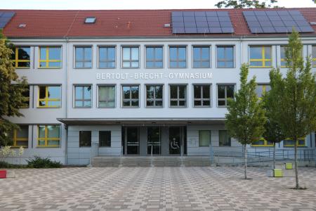Bertolt-Brecht-Gymnasium (Brandenburg an der Havel) Bertolt-Brecht-Gymnasium (Brandenburg an der Havel)