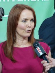 Laura Innes