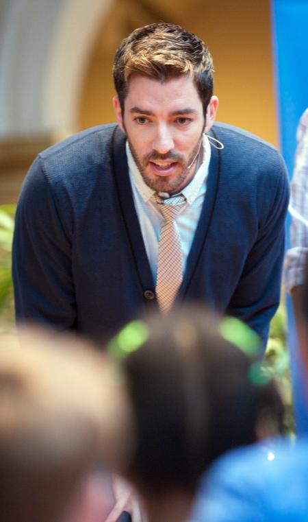 Drew Scott